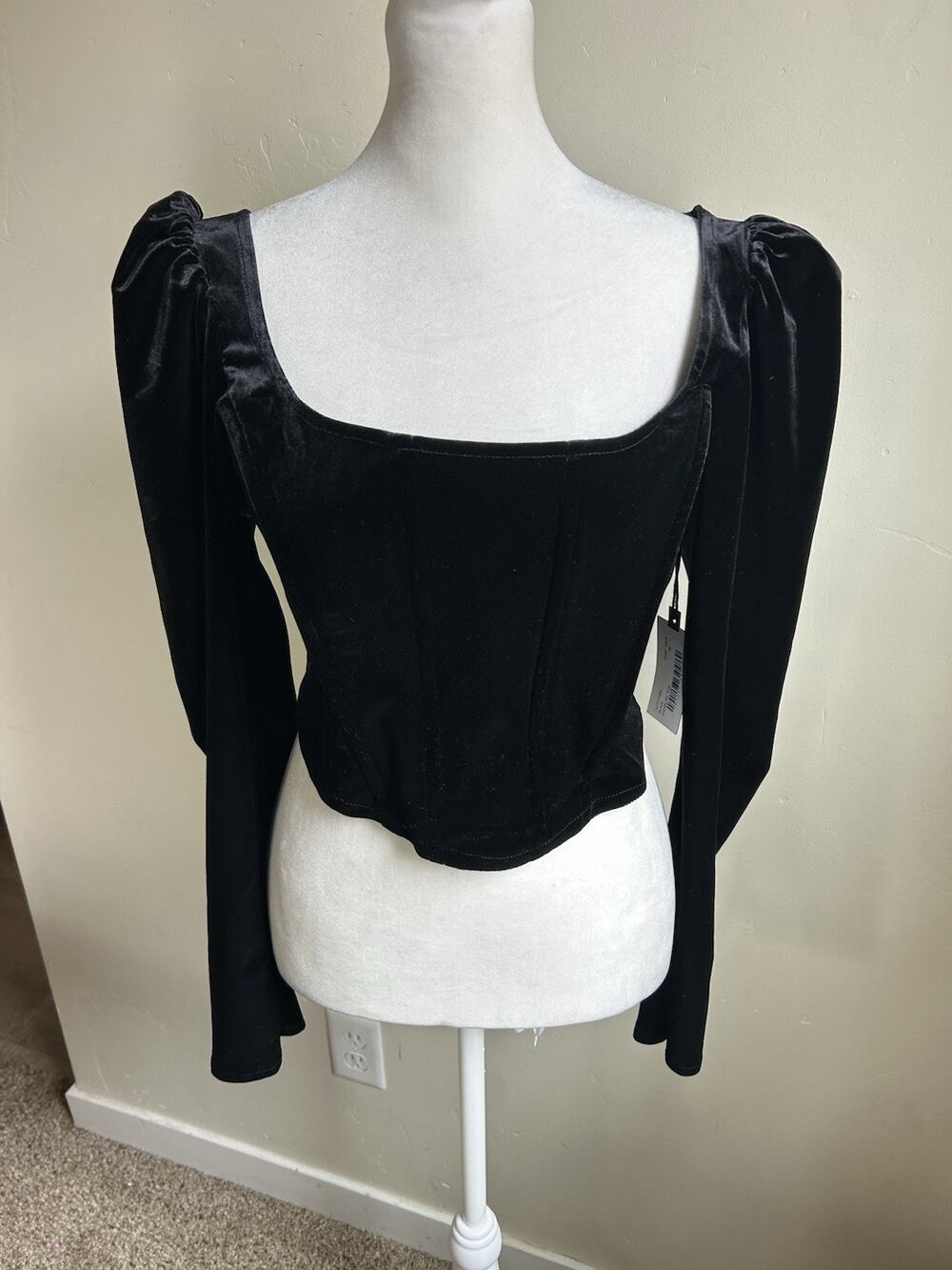 ASTR Ashbury Velvet Corset Top Women M Black Puff Sleeve Cropped Witchy Vamp NWT
